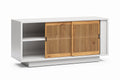 **Moderne Wit Houten Kast met Geperforeerde Deuren**